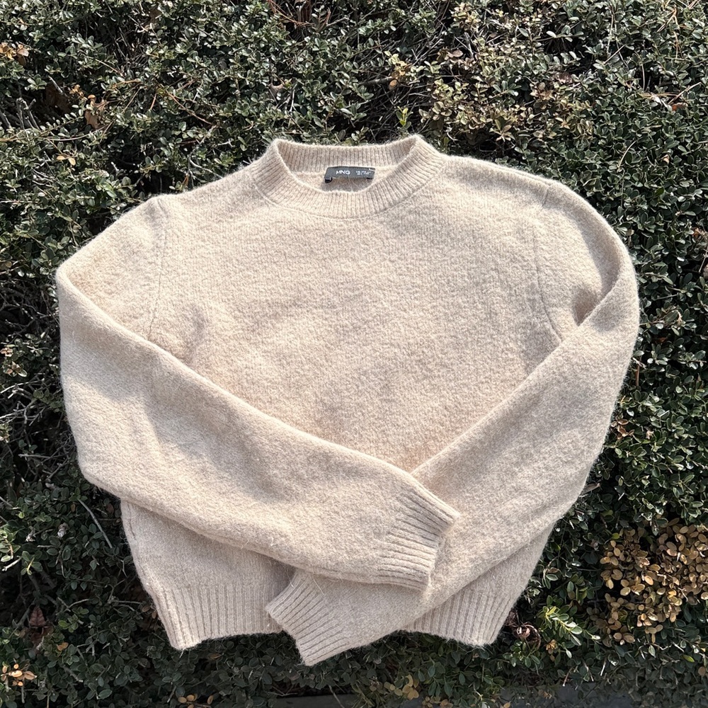 Mango Cream Knit Sweater shrunken
